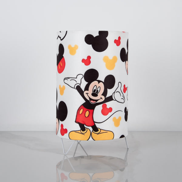 أباجورة مودرن WDD-017 – تصميم أنيق من شاسيه حديد وطبقة فاكيوم مقاومة للحرارة مع قماش مطبوع فاخر