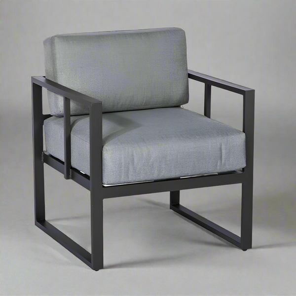 Luca metal chair for restaurants and cafes