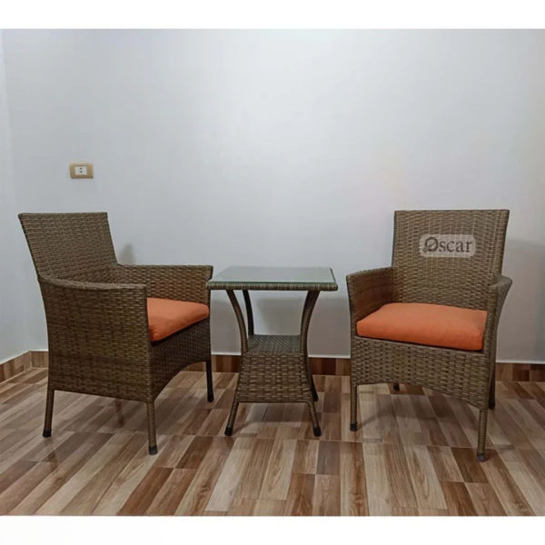 طقم ستوديو رتان 2 كرسي وترابيزة باللون النحاسي