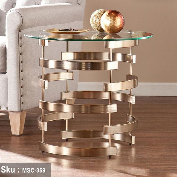 جانين ترابيزة جانبية 50 * 45 زجاج  - اوسكار رتان