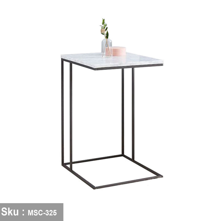 كيلي ترابيزة جانبية  50 * 45 رخام  - اوسكار رتان