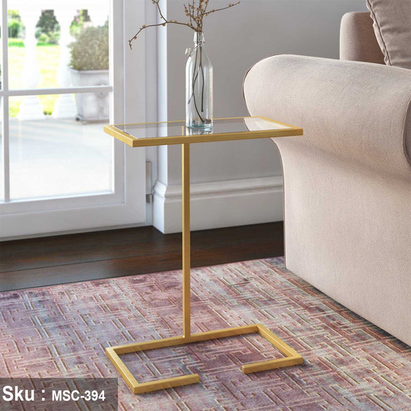 لاتيرسا ترابيزة جانبية 50 * 40 زجاج  - اوسكار رتان