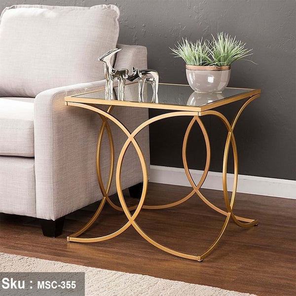 ماريا ترابيزة جانبية 50 * 45 زجاج  - اوسكار رتان